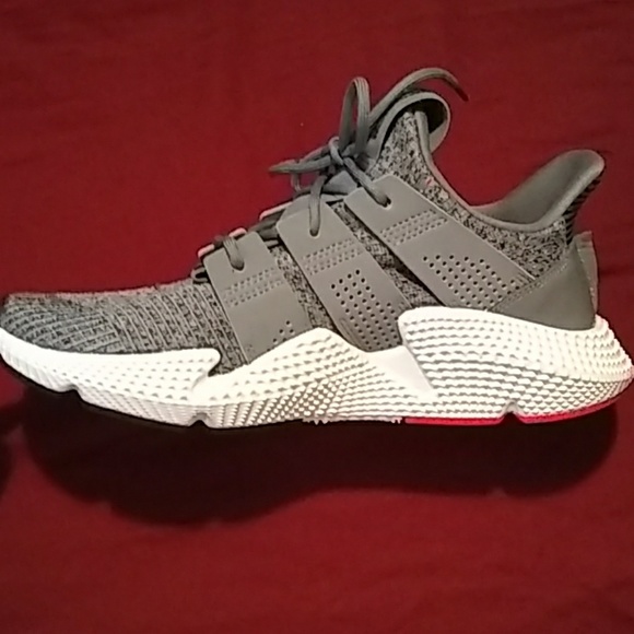 Adidas - Picture 2 of 2